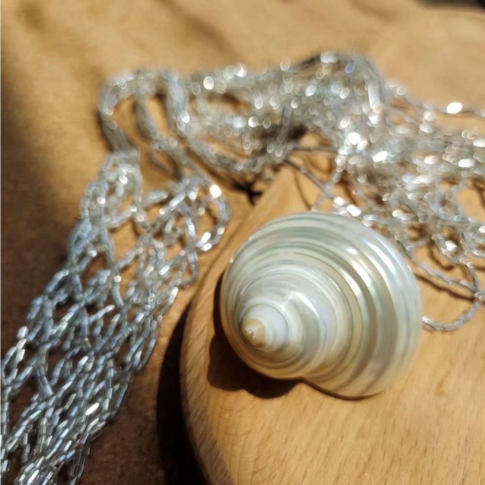 Shell Necklace - Picture 8 of 8